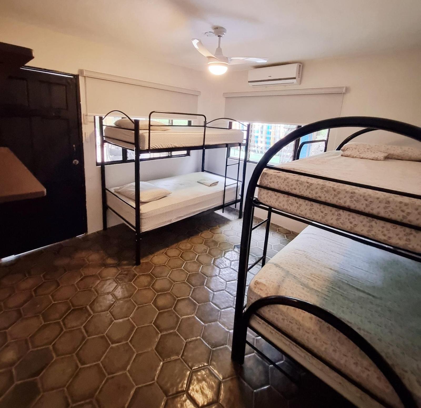 Casa Pura Vida Surf Hostel - Tamarindo Costa Rica Kültér fotó